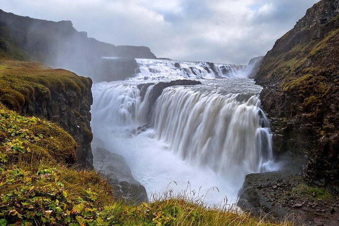 Golden Circle Day Tour in Mini Bus from Reykjavik with Fridheimar Tomato Farm - Minibus from Reykjavík: pickup rules and what to watch for