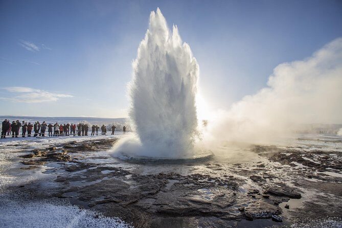 Golden Circle Day Tour in Mini Bus from Reykjavik with Fridheimar Tomato Farm - Fríðheimar tomato farm: greenhouse tour and lunch you order