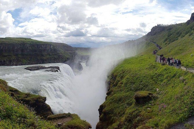Golden Circle. Private Day Tour from Reykjavik - Price and Value: Is $580 Per Person Worth It?