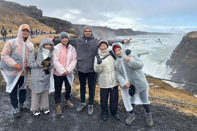 Golden Circle : Private Guided Day Tour + Blue Lagoon(Optional) - Timing, weather pivots, and keeping the day from slipping