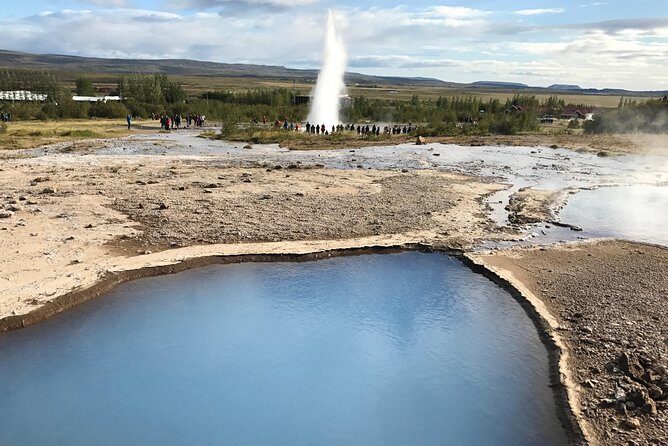 Golden Circle & Secret Lagoon & Friðheimar (lunch included) - PRIVATE TOUR - Geysir and Strokkur timing: when to look, when to wait