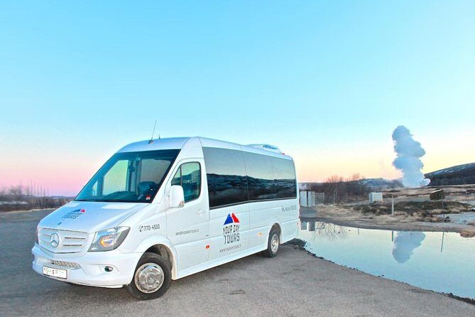 Golden Circle, Secret Lagoon & Kerið Small Group Tour - Geysir geothermal area: how to time Strokkur for your best eruption