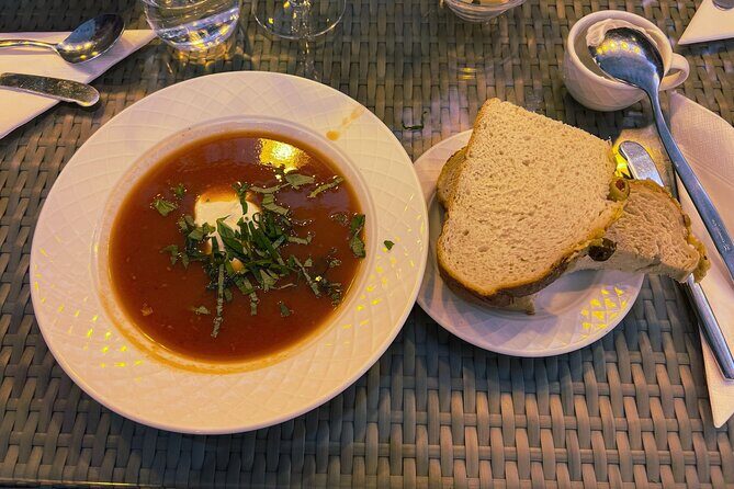 Golden Circle Silfra Snorkeling and Fridheimar Tomato Farm Lunch - Friðheimar Tomato Farm Lunch: Bread-First, Then Choose Your Main