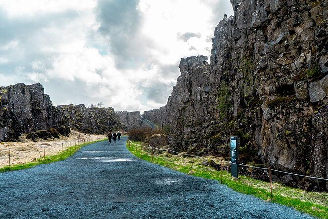 Golden Circle Small-Group Afternoon Tour from Reykjavik - Pickup rules, minibus comfort, and how to avoid a stressful start