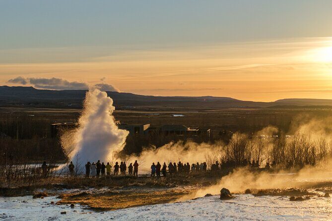 Golden Circle Small Group Day Tour - Meeting at 8:30am: Pickup, Mobile Ticket, and a Real Morning Plan