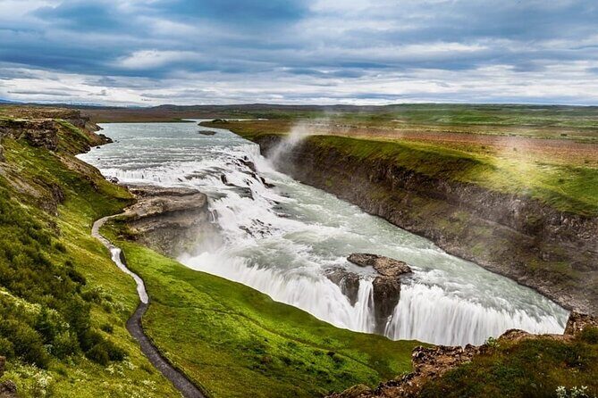 Golden Circle Small Group from Reykjavik Port - Your driver-guide: why the human factor matters here