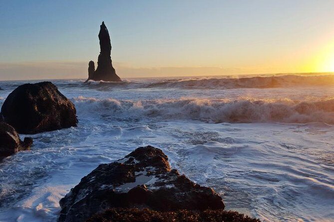 Golden Circle & South Coast. Private Day Tour - Fridheimar greenhouse lunch: warm food break, not included
