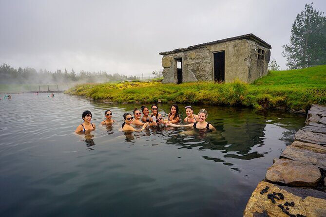 Golden Circle with Tomato Farm Lunch & Secret Lagoon Bathing - Þingvellir National Park: Walk Around the UNESCO Story