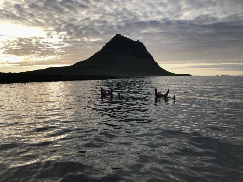 Grundarfjörður: Midnight Sun Kayaking Adventure - The guides: the reason this tour feels personal