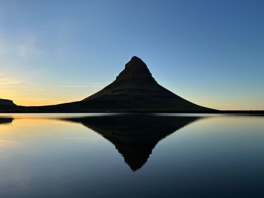 Grundarfjörður: Midnight Sun Kayaking Adventure - The route feels designed for seals and birds