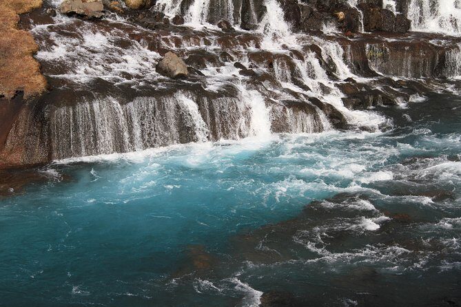 Highlights of Iceland / private guided super Jeep tour - Hraunfossar waterfalls: lava country meets the glacial river