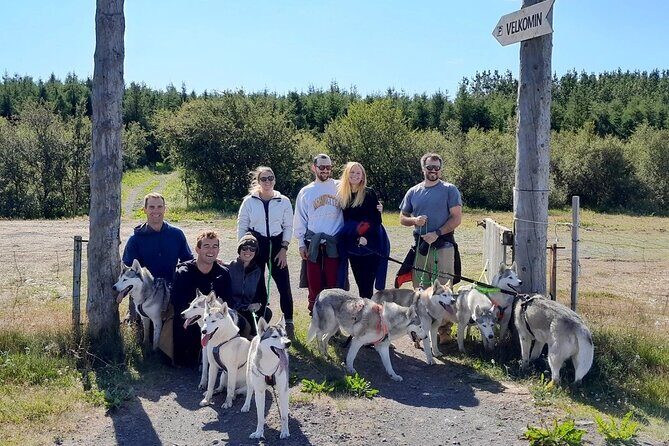 Hiking with Husky in Akureyri (private) - Pickup, timing, and how the 2 hours play out