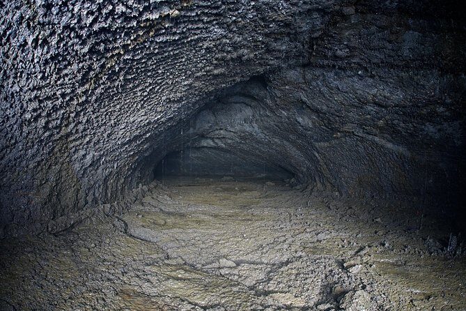 Hot and cold G spots challenge - What to wear for Iceland caves and a hot spring soak