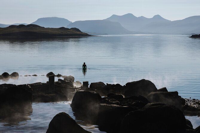 Hvammsvík Hot Spring with Return Transfers from Reykjavík - Food, towels, and small comforts in the cold
