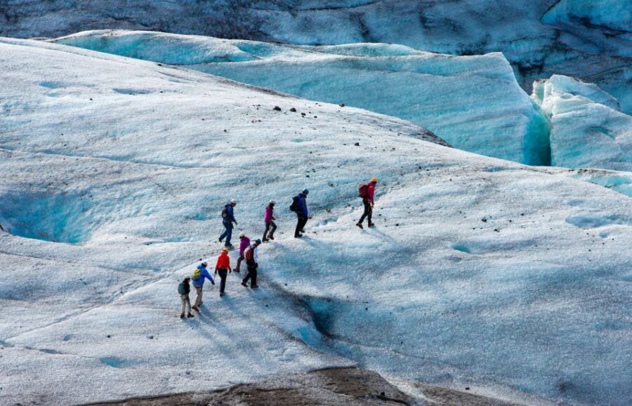 Iceland: 3-Day Golden Circle, South Coast, & Glacier Tour - Waterfall day on the south coast: Seljalandsfoss, Gljúfrafoss, Skógafoss