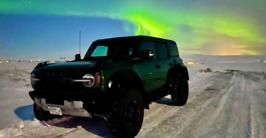Iceland in a nutshell, private Super Jeep - Húsafell and the move toward Hraunfossar