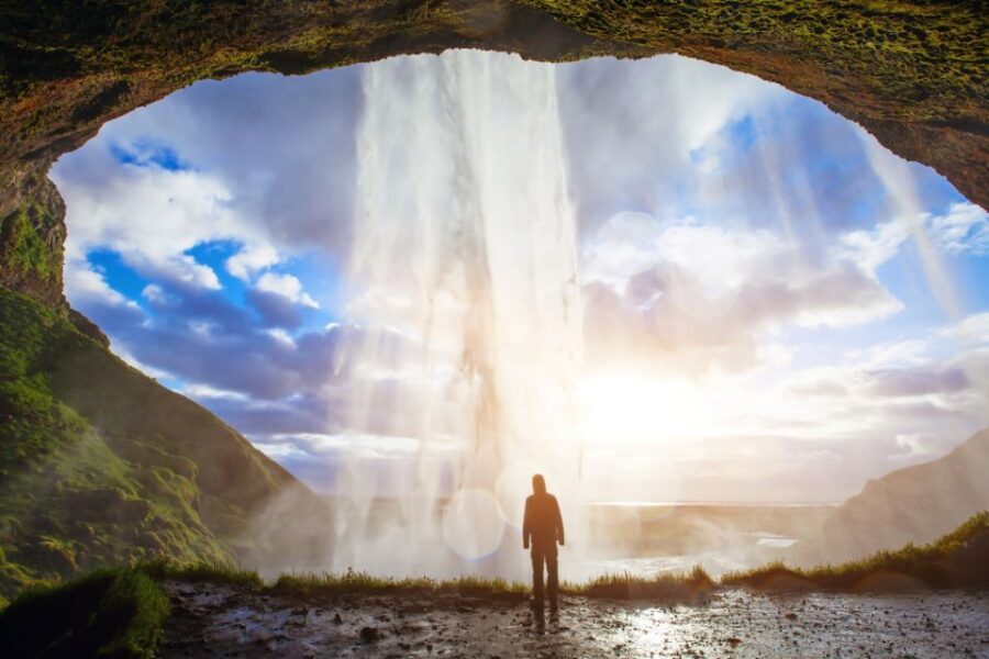 Iceland: South Coast and Northern Lights Tour - A modern 13-hour coach day with real stop time