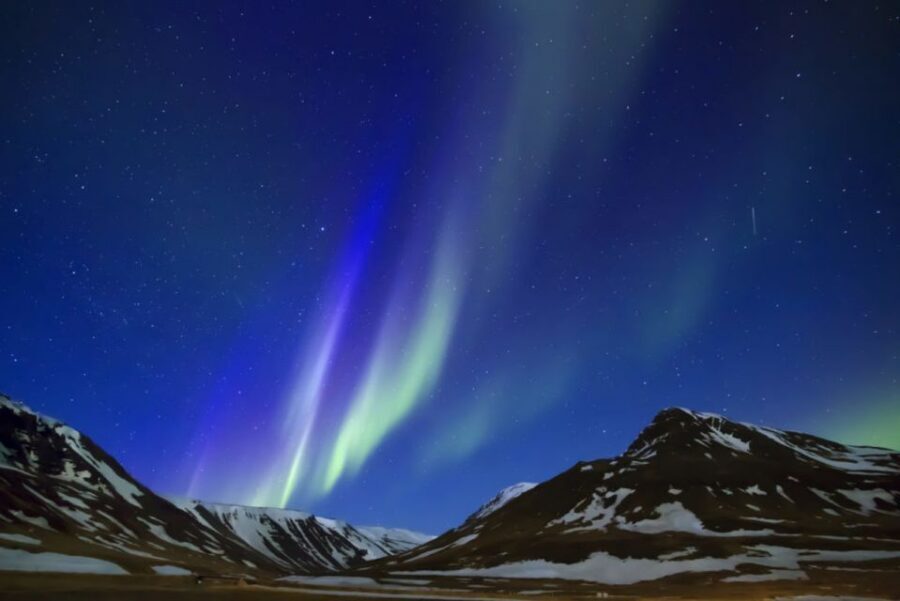 Iceland: South Coast and Northern Lights Tour - Sólheimajökull glacier stop: ice on the South Coast route