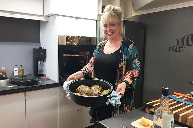 Icelandic Cooking Class in Downtown Reykjavik with Musical Hosts - Where You Meet and How the 4-Hour Flow Works