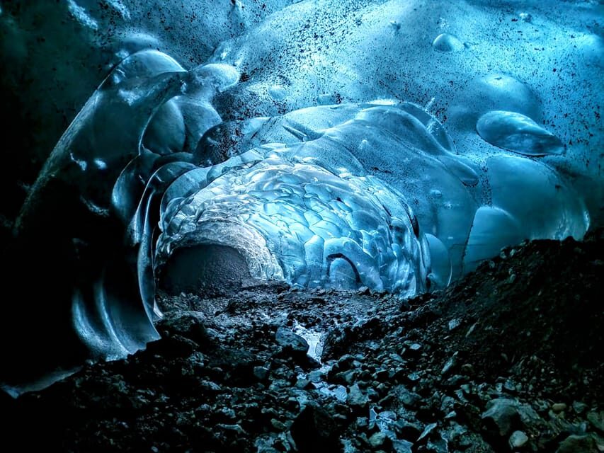Jökulsárlón: Blue Ice Cave Tour and Glacier Walk - Jökulsárlón Blue Ice Caves and Glacier Walk: Why This Is Worth the Effort