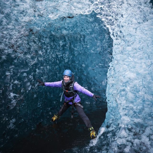 Jökulsárlón: Glacier Hike, Ice Cave, and Photoshoot Package - The 5.4 km hike: what you should expect from the terrain