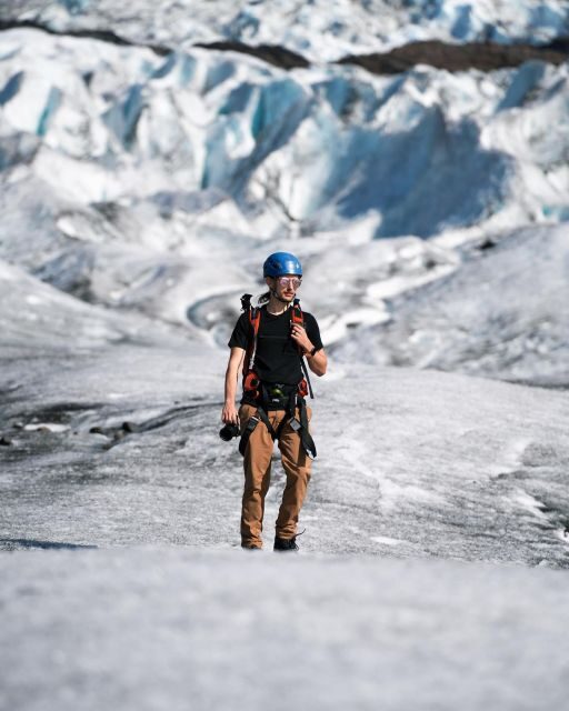 Jökulsárlón: Glacier Hike, Ice Cave, and Photoshoot Package - Getting to the glacier: the Super Jeep advantage and where to meet