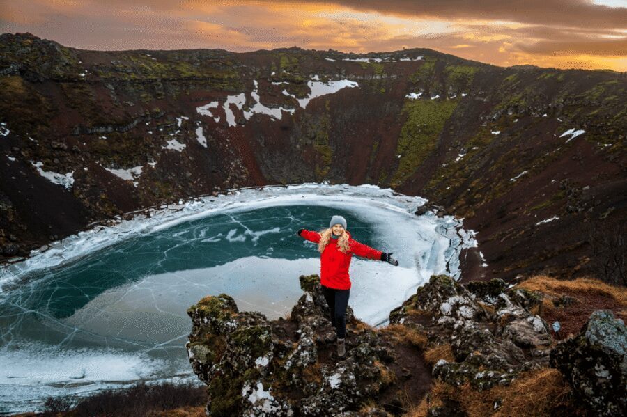 Kerið Volcanic Crater Admission Ticket - Getting there: parking and how the visit flows
