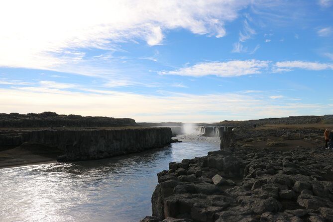 Lake Mývatn and Powerful Dettifoss Day Tour from Akureyri - Dimmuborgir Lava Formations: Volcanic Shapes That Feel Like a Story