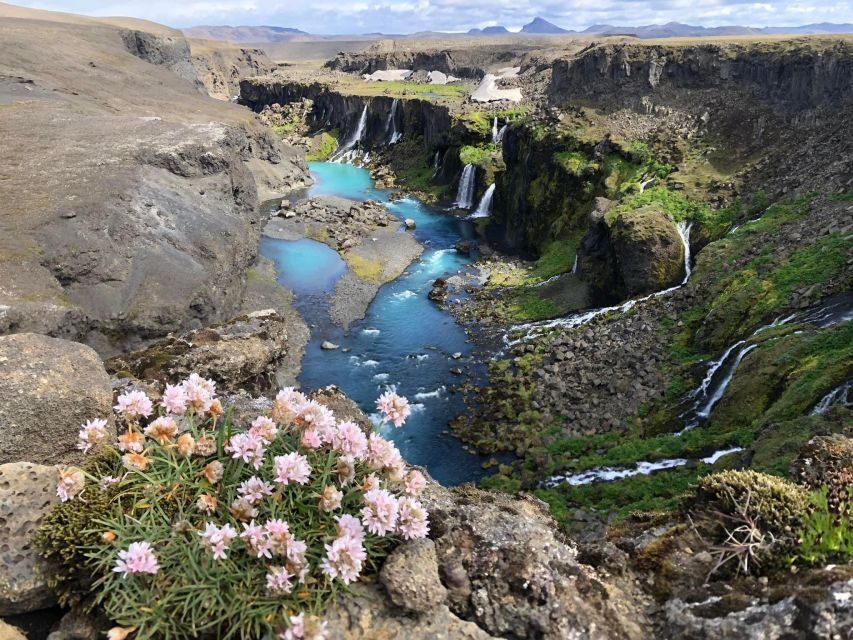 Landmannalaugar Jeep Tour - Ljótipollur Crater Lake: Turquoise Water Against Red Hills