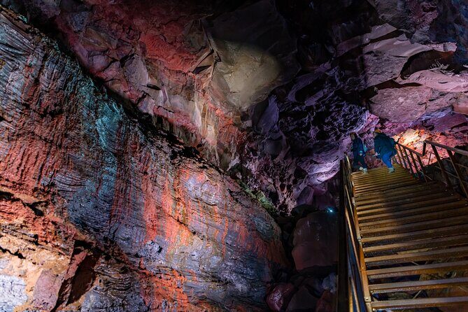 Lava Caving Experience - Small group promise vs real-world group size
