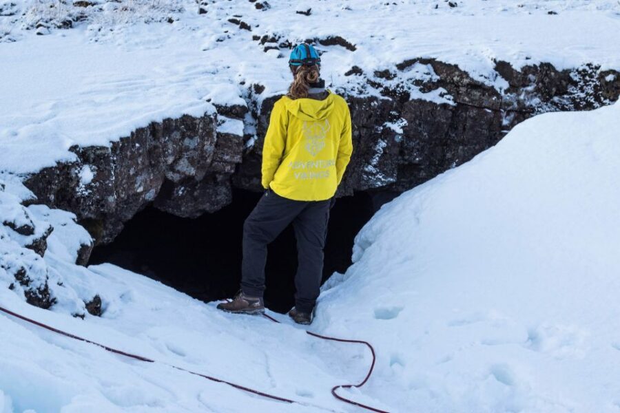 Leidarendi Cave: Lava Tunnel Caving from Reykjavik - Price and value: what $104 buys you in an underground setting