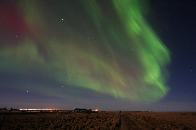 Northern Lights 4x4 Jeep/van Tour from Akureyri - How the Guide Works the Night: Spots, Clouds, and Photo Help