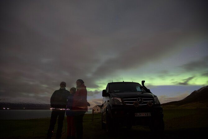 Northern Lights Classic MiniBus Tour from Akureyri - When clouds win: the free retry and how it changes your risk