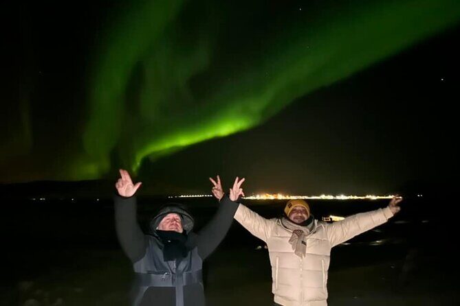 Northern Lights Private Guided Tour With Professional Photos - The viewing experience in the South Region: what 3 to 5 hours feels like