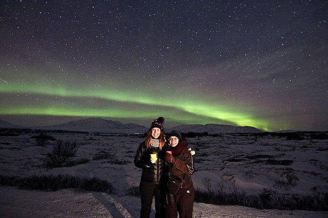 Northern Lights Private Super Jeep Tour with Photos - Private means up to 6: why that group size feels better