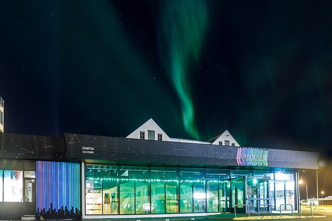 Northern Lights Small Group Tour from Reykjavik with Free Photos - Price and Value: Why $126 Can Still Feel Worth It