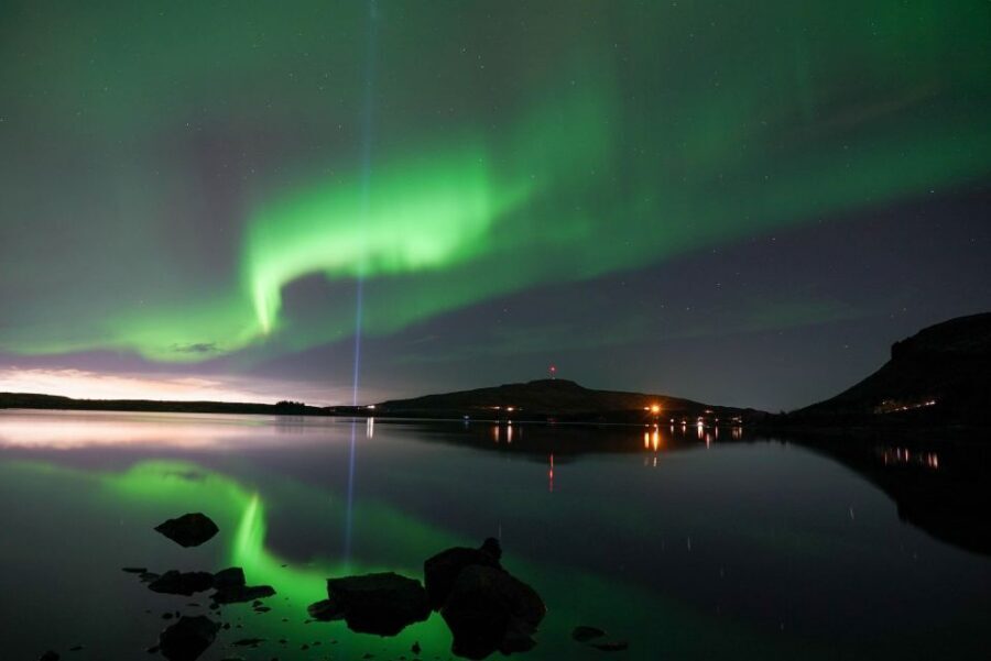 Northern Lights Tour From Reykjavik with Photography - The 75-minute photo stop: dedicated camera time