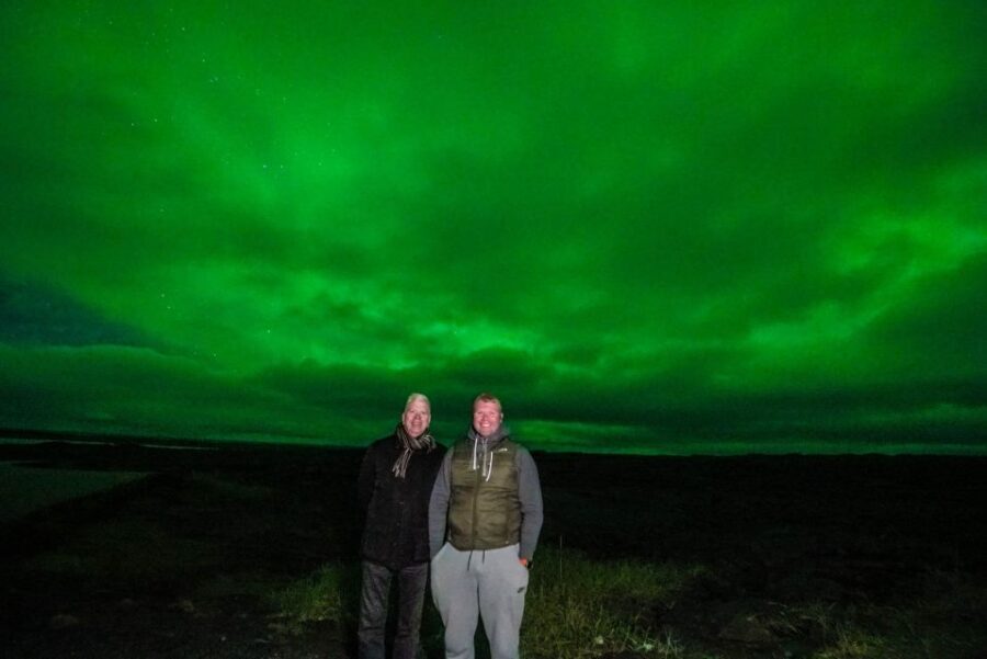 Northern Lights Tour From Reykjavik with Photography - Warmth on the road: blankets, hot chocolate, and pastries