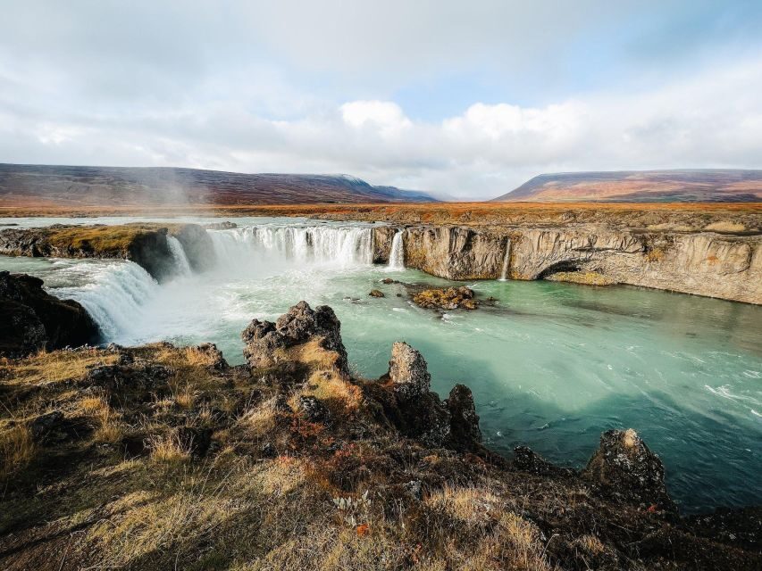 Port Akureyri: Godafoss Waterfall, Myvatn and Baths Tour - Port Akureyri to Goðafoss: the waterfall that matters in Iceland
