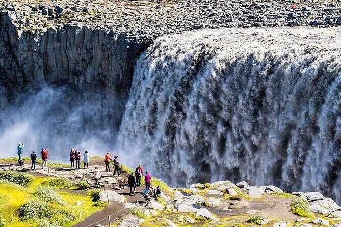Premium 4x4 Diamond Circle Tour - Jokulsargljúfur National Park and Selfoss: canyon power in short time