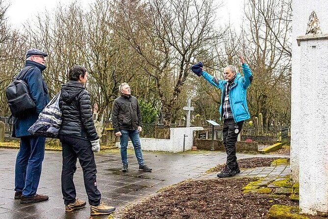 Private Combo Reykjavik Walk and Folklore Tour - Where your tour starts: Ingólfstorg and the two stone pillars