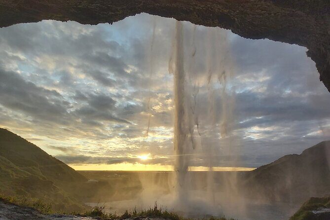 Private Day Tour: Explore Iceland’s South Coast & Glacier Hike - What the day feels like: long drives, short walks, and smart variety