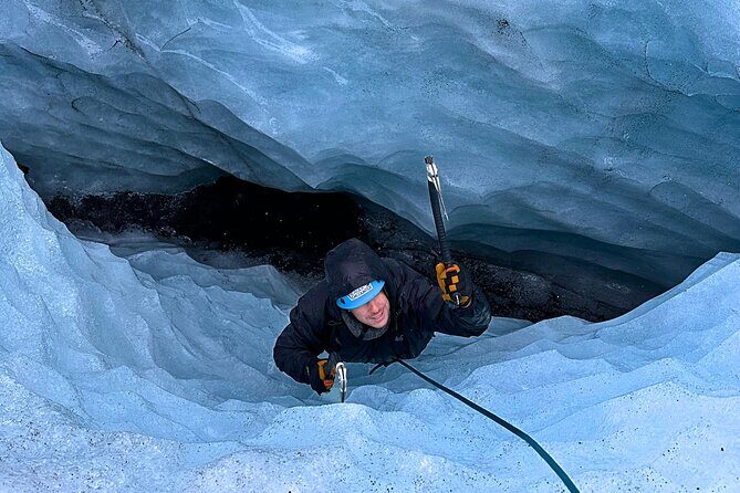 Private Extreme Encounter w/ ropes on Sólheimajökull Glacier - Gear and safety: what’s included and why it matters