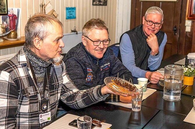 Private Food Walking Tour in Reykjavik - Practical tips: pickup, finding the guide, and walking at your pace