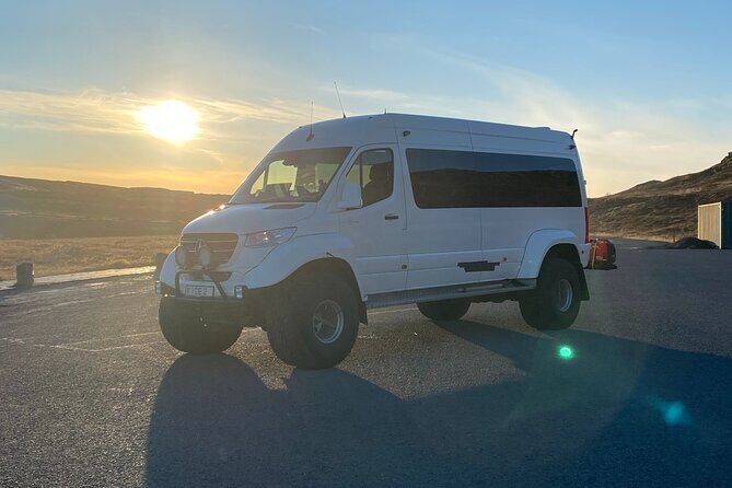 Private Golden circle and glacier super jeep tour from Reykjavik - Langjökull Glacier: the 4WD super jeep thrill across the ice cap