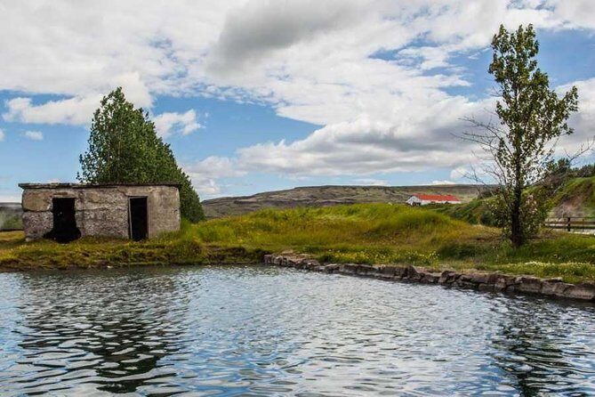 Private Golden Circle & Secret Lagoon tour from Reykjavik - Golden Circle plus Secret Lagoon: the vibe of this private day