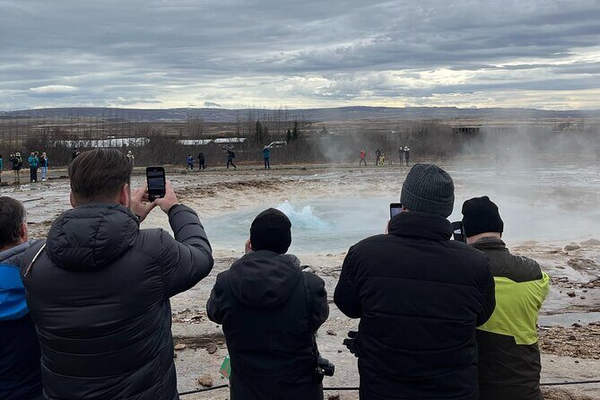 Private Guided Tour Golden Circle & Friðheimar Greenhouse Iceland - Þingvellir National Park: American and Eurasian Plates Up Close