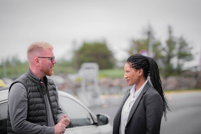 Private Keflavik Airport/Reykjavik Harbour Transfers - Door-to-door Keflavik transfers in about 40 minutes
