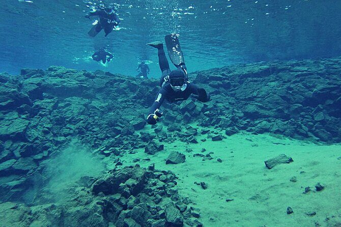 Private Silfra Snorkel Tour - What’s included (and what you must bring yourself)