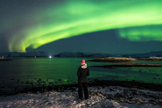 Private Super Jeep Northern lights hunt from Reykjavik - What to expect at the 8:00 pm pickup and drive out of Reykjavik